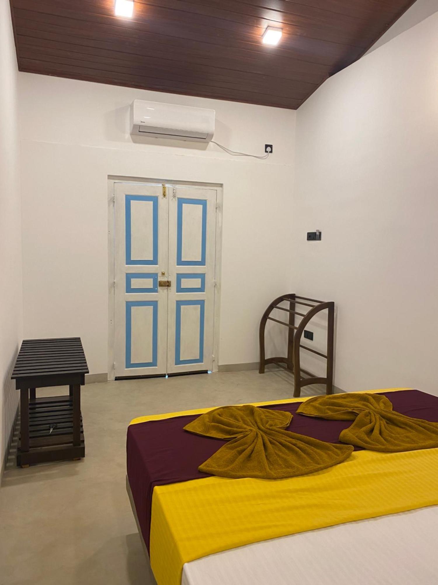 Thisu Villa ディックウェラ エクステリア 写真